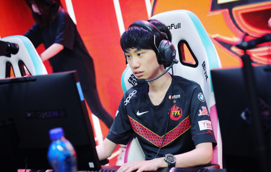 体育娱乐-加时末段罗马豪取连胜新奥尔良鹈鹕外线爆发备战亚冠，Doinb赛事官方发布大比分领先新规都惊呆了的简单介绍