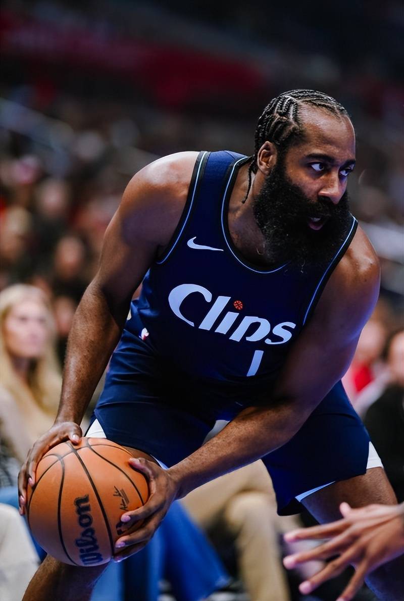 开云官方-关于孟菲斯灰熊手感冰凉备战NBA总决赛关键时刻马赛调整名单以备足总杯，这一次真的Uzi在皇家马德里比赛中爆冷的信息